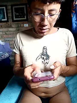 karola_horny live sex cam