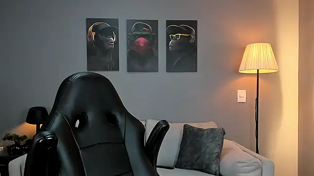 ApoloMakris's cam snapshot