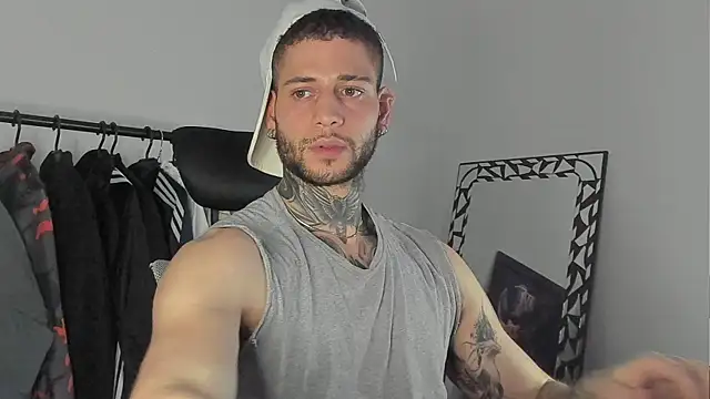 _jamesleandros1's cam snapshot