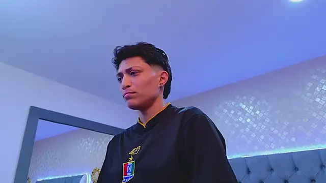 ZoeKrug live sex cam