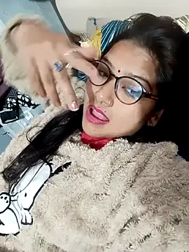 urvashi01224 live sex cam