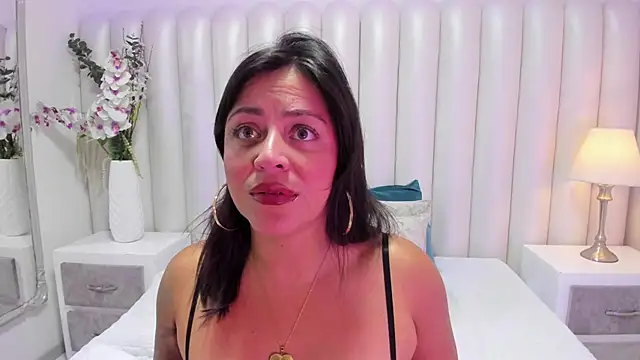 MiaWelkin_ live sex cam