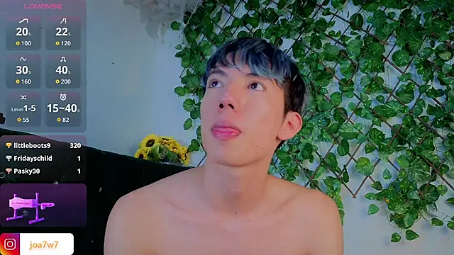 Levii_Ackermann live sex cam