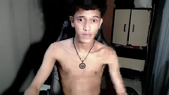 hugekenbigcock's cam snapshot