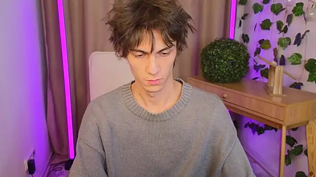 va1ora's cam snapshot