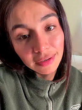 Adriennesexxx live sex cam