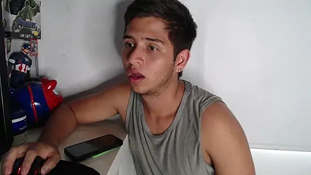 harold_18_'s cam snapshot