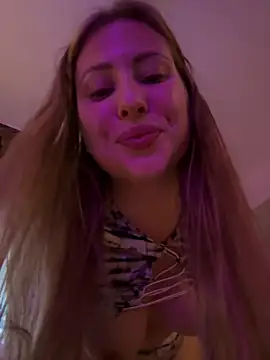 AlisaWhite live sex cam