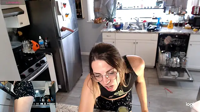 KierBearKisses live sex cam