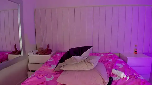 Littleolivia_ live sex cam