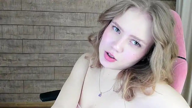 SelinSwarovski live sex cam