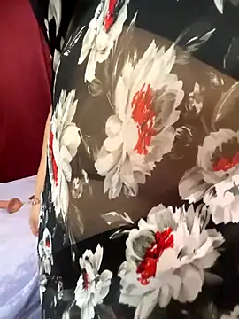 LuscousPussy live sex cam