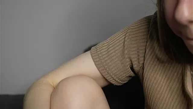 GenovesDi live sex cam