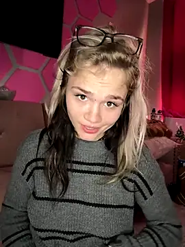 Cutiepiespanks live sex cam