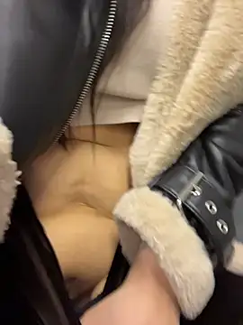 Chloe__Moon live sex cam