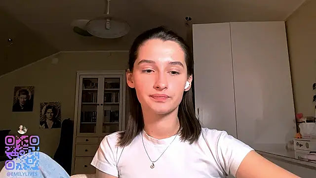 DarlineBrustera live sex cam