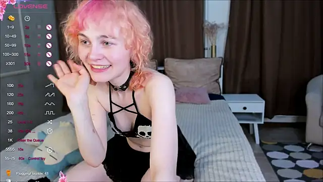 Awawrin live sex cam