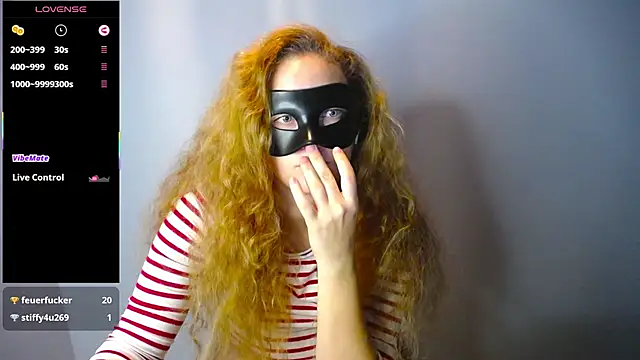 BubbbleGumm live sex cam