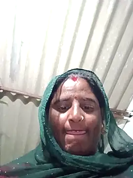 Quin_love143 live sex cam