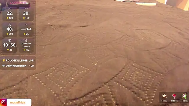 _frida1's Stripchat show and profile