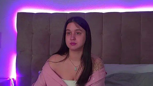 ChristinaMilton live sex cam