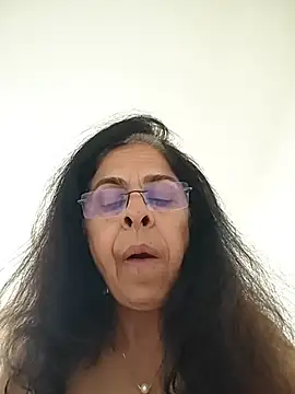 NakedMILFx live sex cam