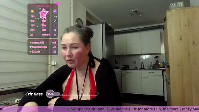 MilfGina live sex cam