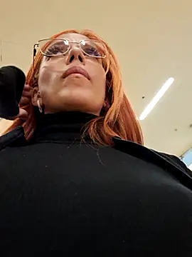 Alis_xxx live sex cam