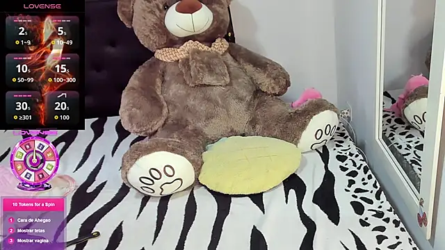 Naomiserna00 live sex cam