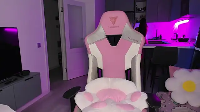 wow_lovie live sex cam