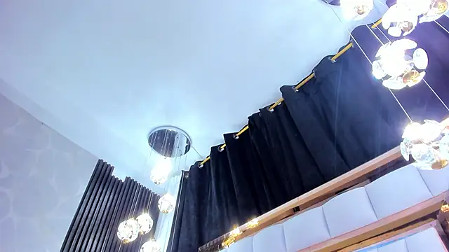 SarayRoyse live sex cam