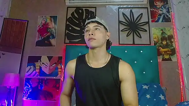 LiamAndrewzz live sex cam