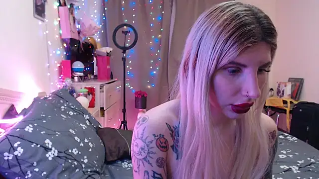 BLACKPeonyy live sex cam