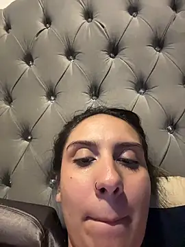 sarah_honey__ live sex cam