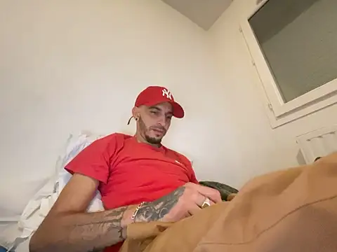 Rebeu313's cam snapshot