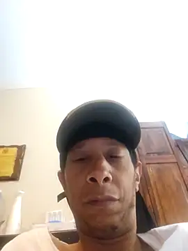 Vybezmaster's cam snapshot