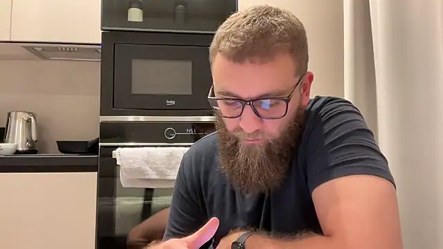 Bear_bear_'s cam snapshot