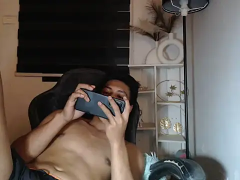 Asian_gregor's cam snapshot