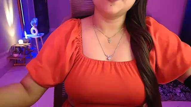Mitikaa live sex cam