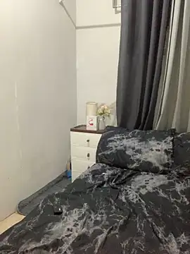 AngelHille live sex cam