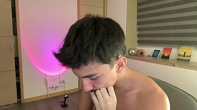 sweettaaron01's cam snapshot