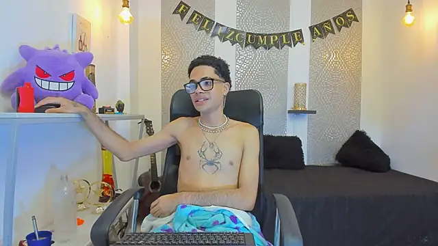 JacobBlackwell_'s cam snapshot