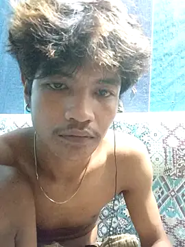 Robiwahyudi12345's cam snapshot