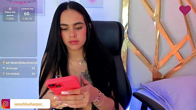 ChloeHarper_ live sex cam