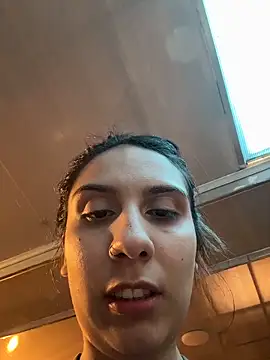 sarah_honey__ live sex cam