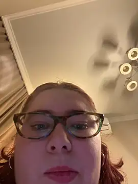 Lily_lu_one live sex cam