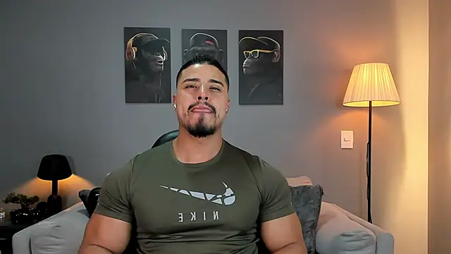 ApoloMakris live sex cam