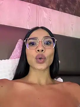 Bella_Smiith_ live sex cam