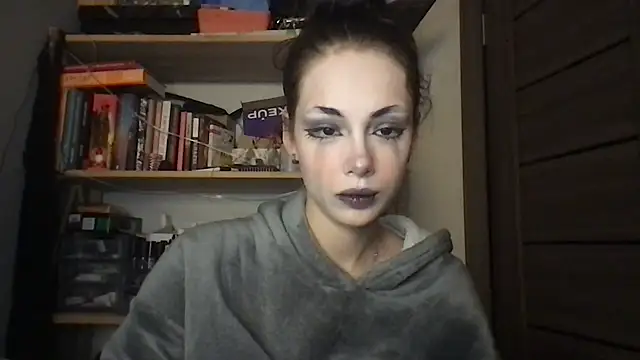 Yuna5343 live sex cam