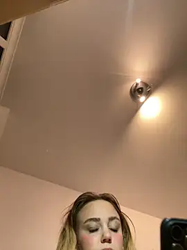 CherryEmmy live sex cam